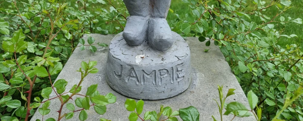 Standbeeld "Jampie"