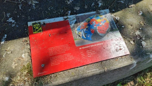 Plaquette van "De tijdgeest van de racerij" Plaquette van "De tijdgeest van de racerij"